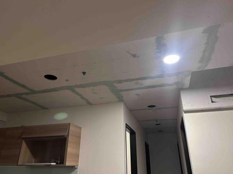 姚承少 - 輕鋼架平釘接縫批土施作