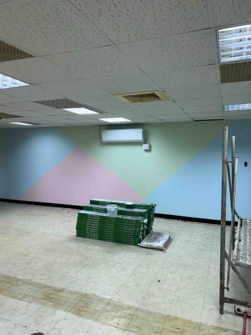 姚承少 - 牆面跳色藝術牆施作