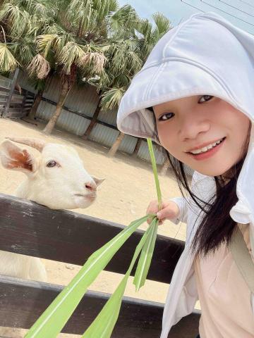 🙍🏻&zwj;♀️產前按摩/產後雕塑 - 因為喜歡動物，所以常常親近動物