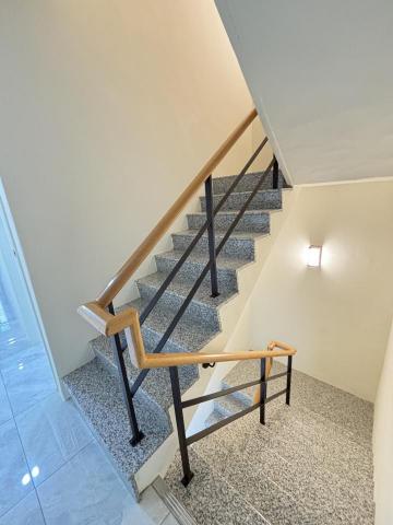 盛原金屬有限公司 - 彰南路
黑鐵扁鐵+桂蘭木扶手