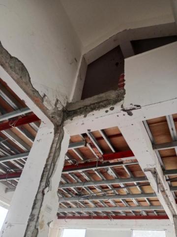 維力室內拆除 - 樓梯打除