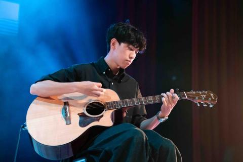 彭康齊 - 豐富吉他台上表演經驗