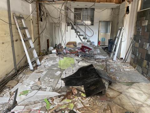 佳毅工程專業打石 - 裝潢拆除