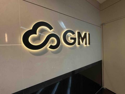 IRIS開店美學 - 金屬背發光字