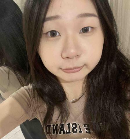 提供英文檢定初級服務的專家黃庭妤