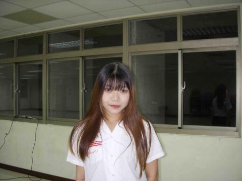 提供高中化學服務的專家林佳穎