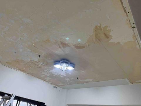 高宜璇 - 天花板壁紙第二程序