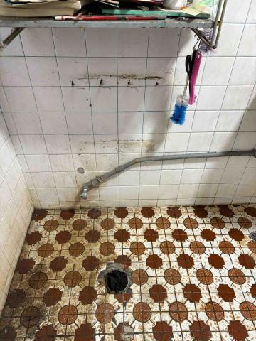 楊文皓 - 馬桶安裝前