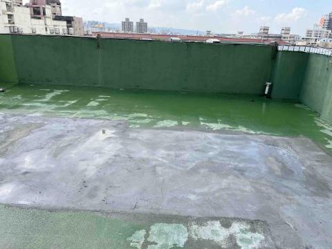 楊文皓 - 屋頂地坪泥作完成