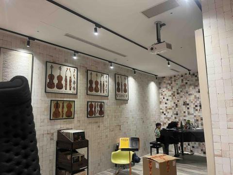 私家電匠⋯劉 - 北市平陽街 小提琴張偉傑老師教室