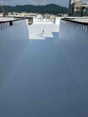 楊文皓 - 屋頂防水隔熱工程完成