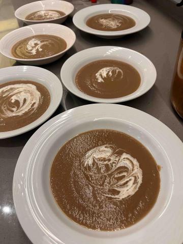 Jade’s kicthen（潔德作菜） - 洋蔥蘑菇濃湯