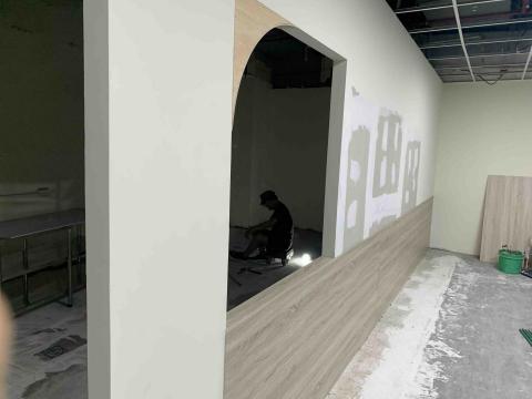 杉本萬事屋 - 餐廳輕鋼架及木作貼皮工程