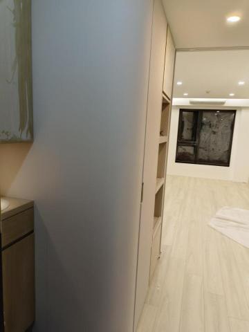 王政遠 - 玄關半圓造型豆沙色儲物室 王政遠 - 玄關半圓造型豆沙色儲物室