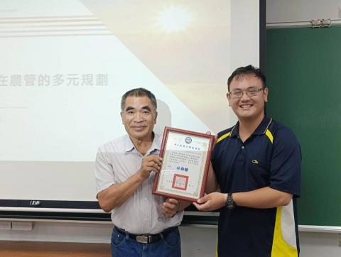 陳家銘 - 受邀返校與學弟妹分享