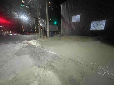 土木包工程 - 空地RC舖面