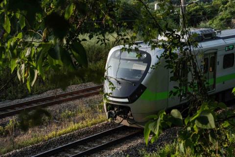 研恒攝影工作室 - 火車頭