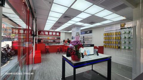 合真設計工程 - 連鎖手機店設計