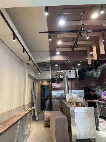 勝雨工程。油漆。防水。 -  勝雨工程。油漆。防水。 -