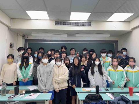 力乘數學-Eason - 補習班學生們