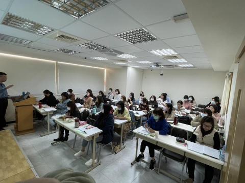 卓毅財稅教育中心 - 