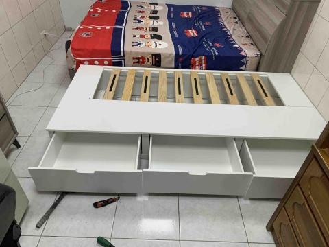 Ikea - 抽屜可拉出