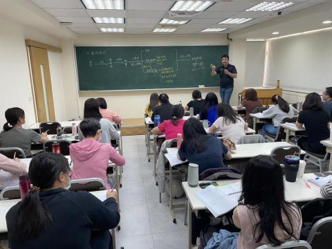 卓毅財稅教育中心 - 