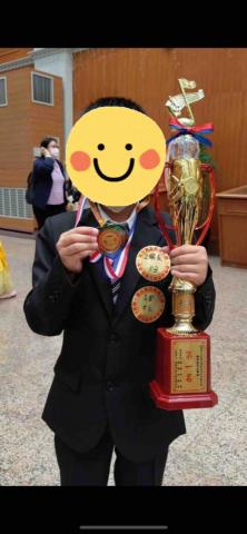 宜彤老師/鋼琴教學 - 桃花源盃第一名