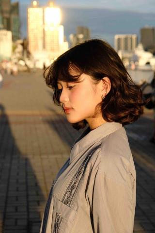 提供排球服務的專家劉名名