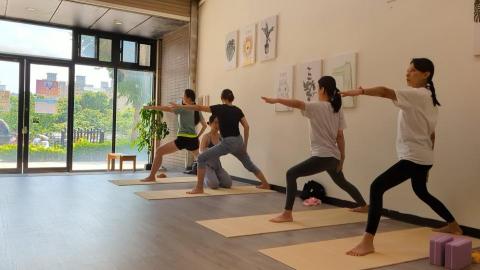 Foxy - 體位法細節調整