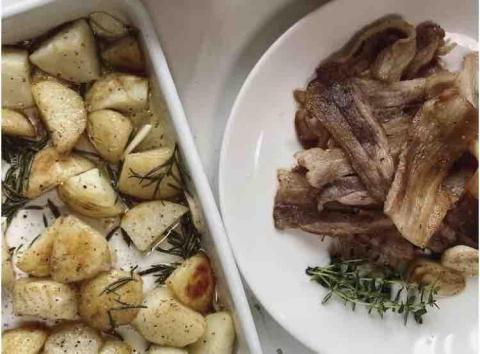 俞俞鈴 - 迷迭香五花肉與馬鈴薯