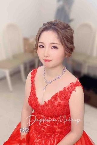 台中海線紋綉新祕曉孜Daphanie造型師 - 訂婚妝髮 台中海線紋綉新祕曉孜Daphanie造型師 - 訂婚妝髮