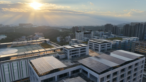 張力文(個人空拍攝影) - 太陽能案場空拍
