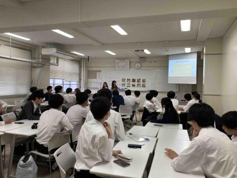 家儀 - 日本高專英語實習老師/助教