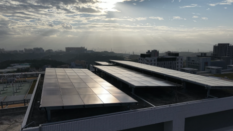 張力文(個人空拍攝影) - 太陽能案場空拍