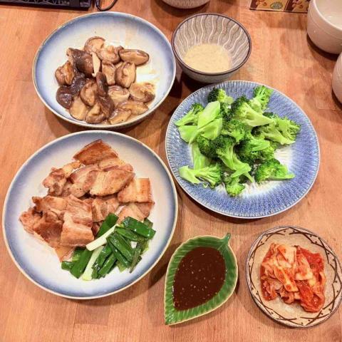 亮亮營養師🥰 - 