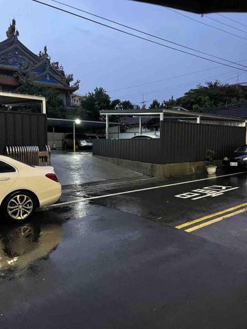 Mr.LIN (個人接案） - 停車場電動門安裝