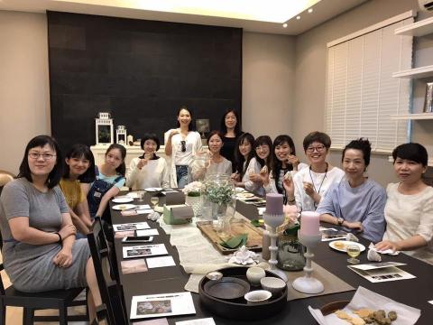 張小姐 - 美學講座