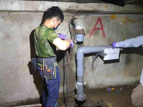 鄭欽元 - 馬達測試正反轉