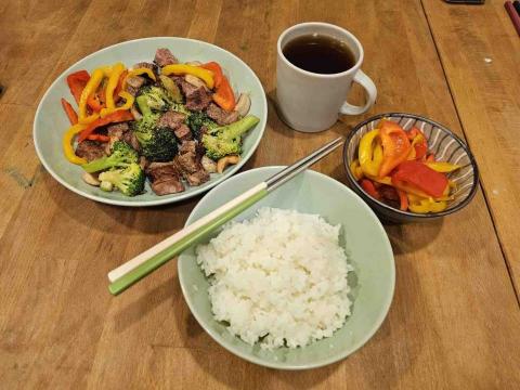 亮亮營養師🥰 - 