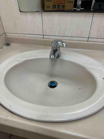 王先生 - 臉盆水龍頭及落水頭更換 王先生 - 臉盆水龍頭及落水頭更換