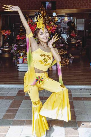 舞蹈教學 - 敦煌-編舞兼舞者