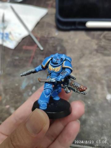 葉俞均 - 戰錘比例筆塗