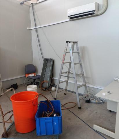 周先生 - 室內機吊掛清潔
