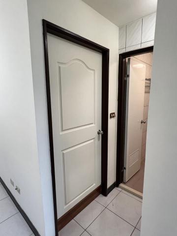 板橋油漆-和諺 - 門框門片改色後