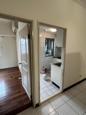 板橋油漆-和諺 - 門框門片改色前