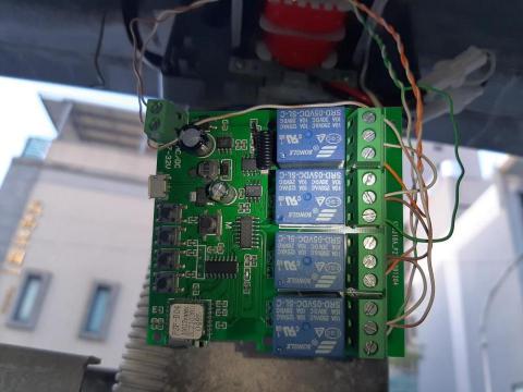 鐘明泉 - 鐵捲門遠端控制開關