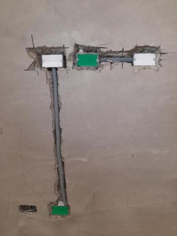 鐘明泉 - 挖溝埋管配線工程