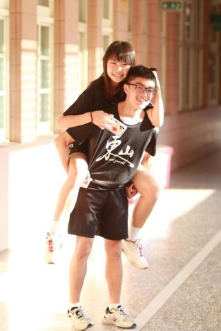 郭軒志 - 情侶照