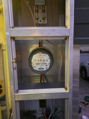 廣昌水電行-卓聖晏 - 室內電來源線徑加大,電表電箱表前表後開關新增